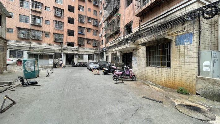 香江花园三期星河居外景图