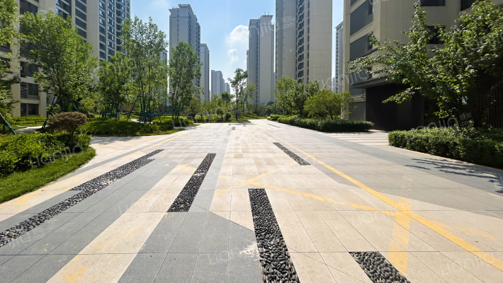 绿地国港新里城一期外景图