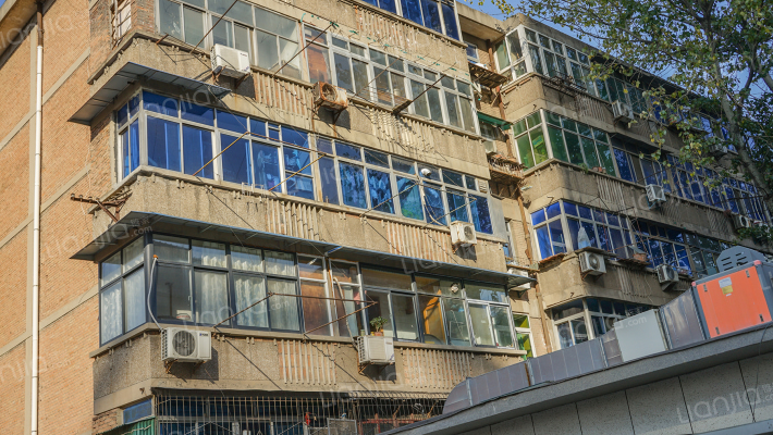 西控公司321院外景图