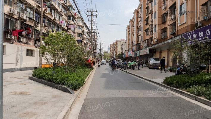 岚皋西路145弄外景图