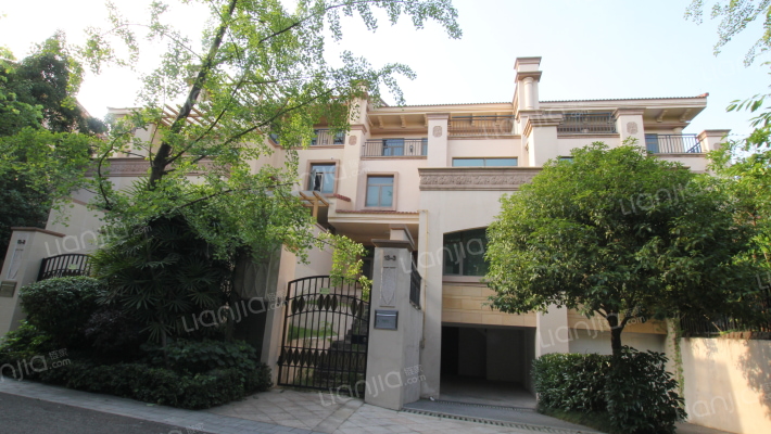 雅居乐花园香草山外景图