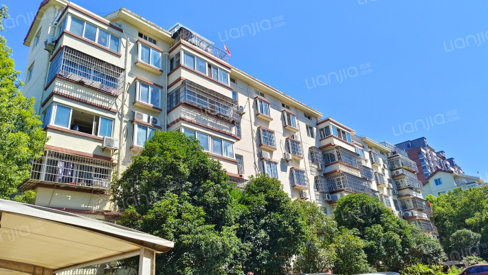 长远新村外景图