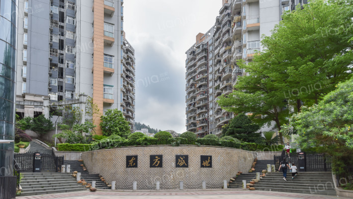 东方盛世花园外景图