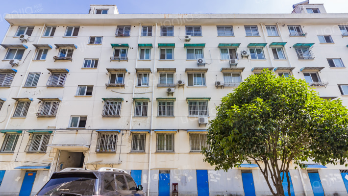 宝塔路154号院外景图