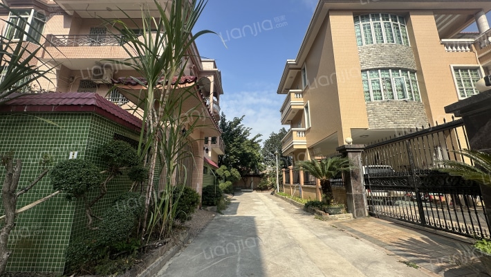 三东别墅西区外景图