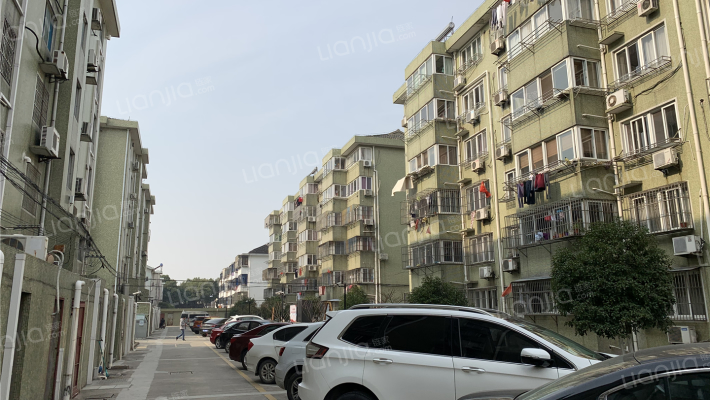 保昆新村外景图