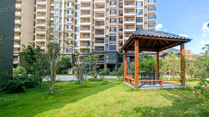 山水阅琴湾外景图