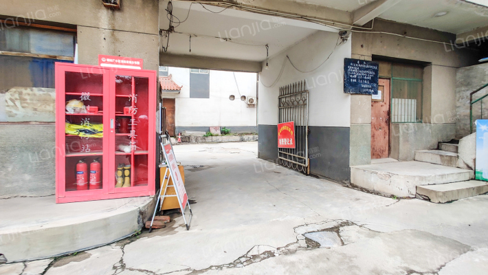 铜材厂家属院外景图