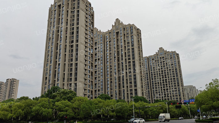 顺发堤香名苑外景图