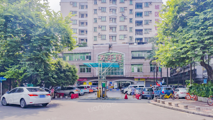 禅城建设大厦外景图