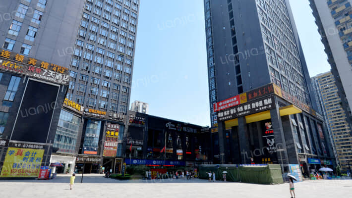 叠彩中心外景图