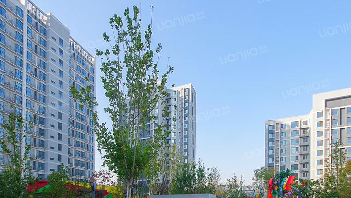 远洋新仕界外景图