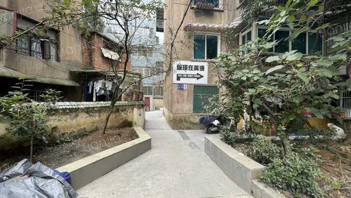 贵乌北路178号外景图