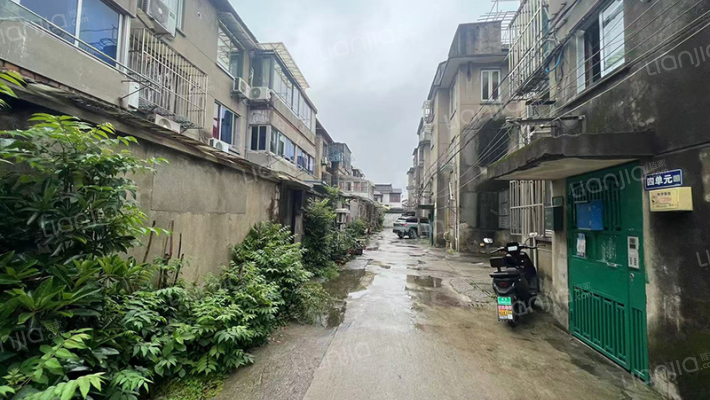 中山路24号外景图