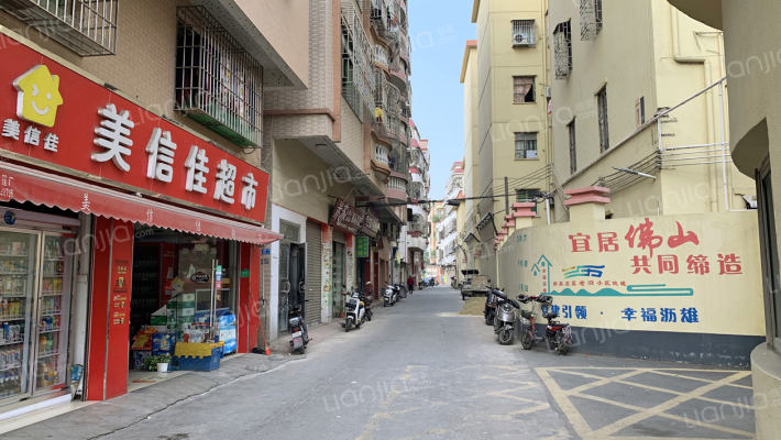 南美公司东区宿舍外景图