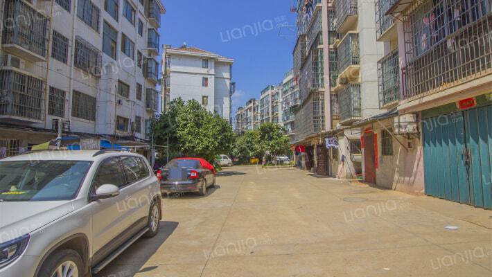 皇姑路179号小区外景图