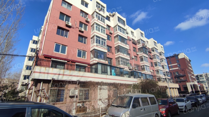 34中云山街外景图