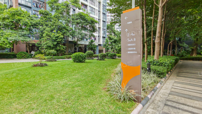 龙华花半里花园外景图