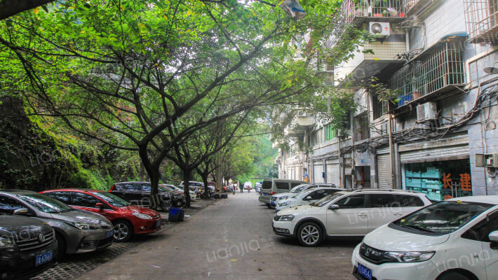 海德燕窝小区外景图