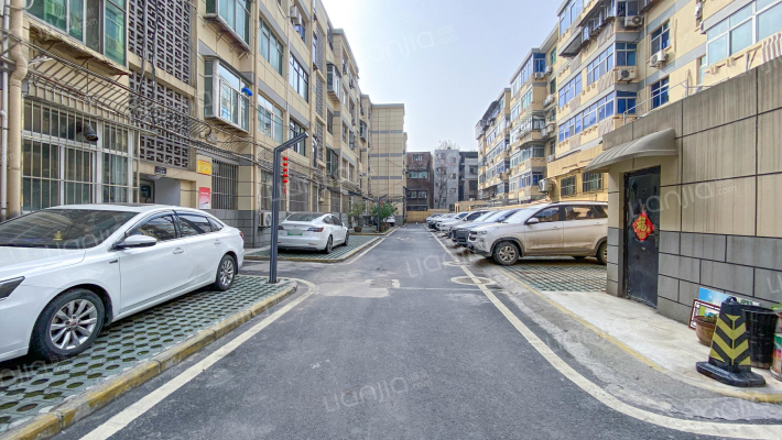 劳动局家属院（大麦市街）外景图