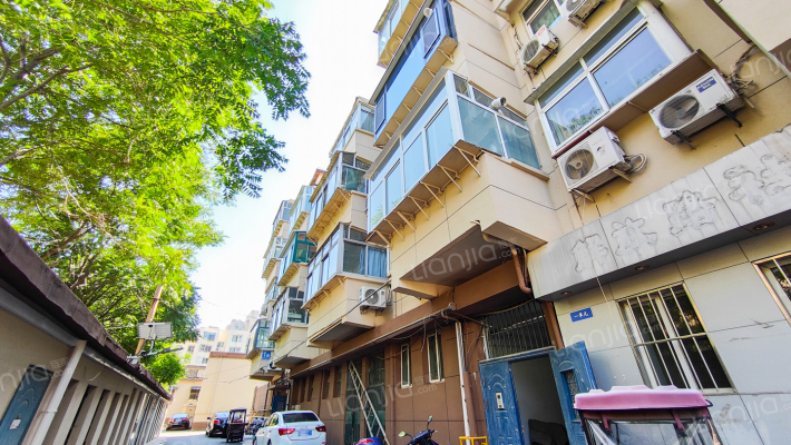 解放路124号外景图