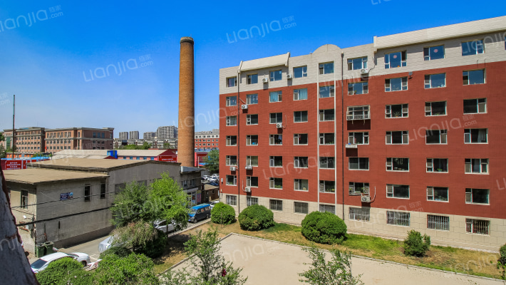 岭东路教师住宅小区外景图