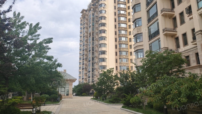 泊岸观邸外景图