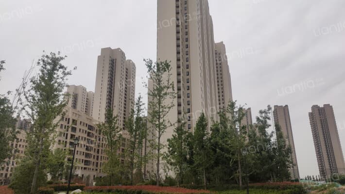 新城悦隽公园里外景图