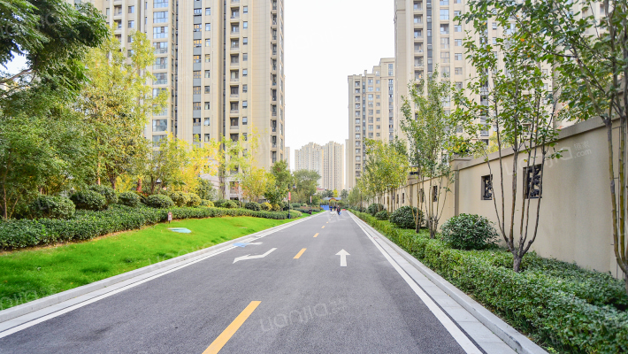 荣邦城中区外景图