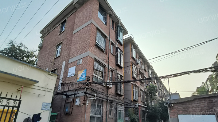 省纺织宿舍外景图