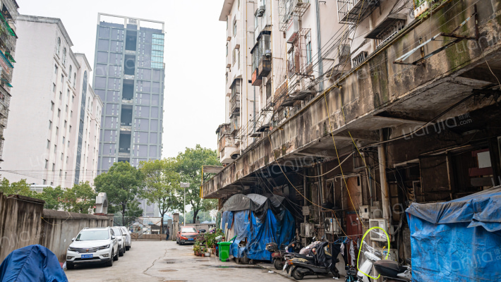 回收站宿舍外景图