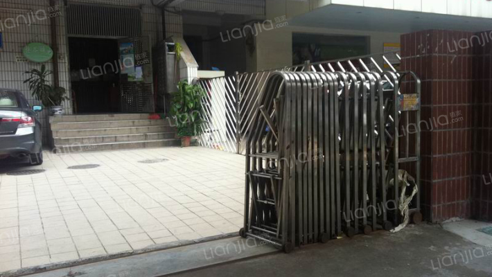 石牌东法院宿舍外景图