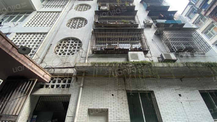 粮食局干休所外景图