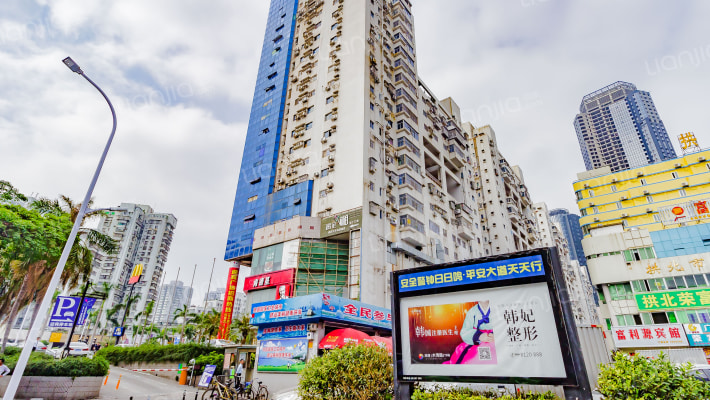 迎宾广场外景图