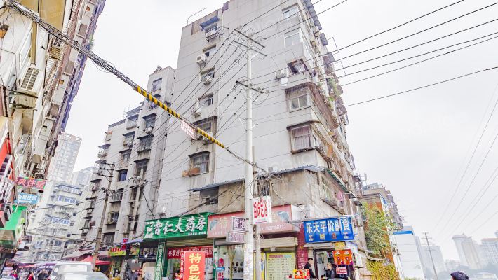 精典公寓小区外景图