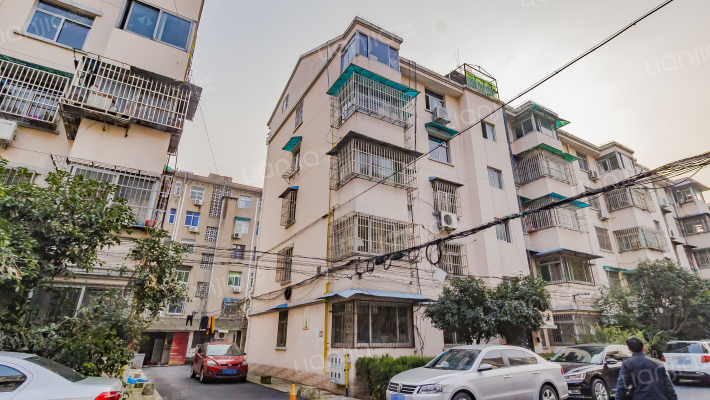 钢铁一村外景图