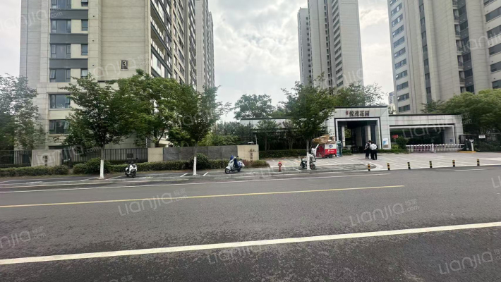 观邸悦茂花园外景图