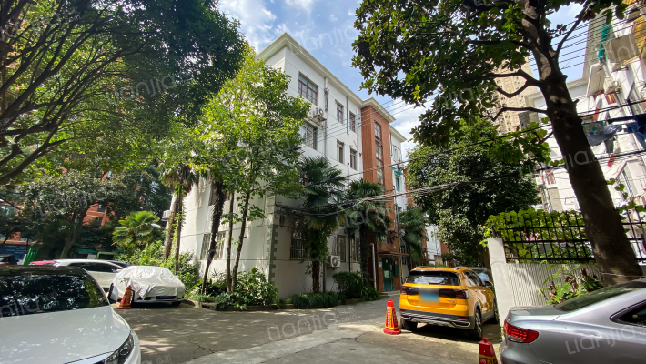 中华别墅外景图