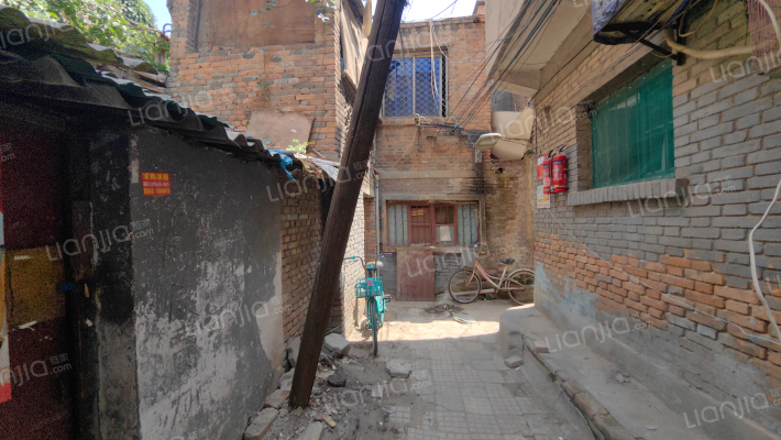 东大院42号外景图