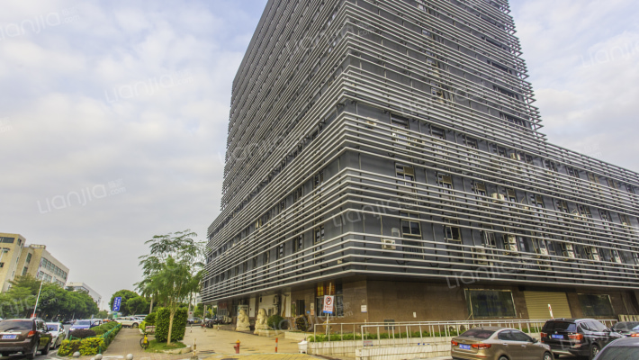 象屿大厦外景图