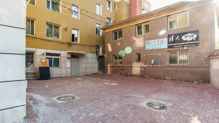 东北师大附中家属楼外景图