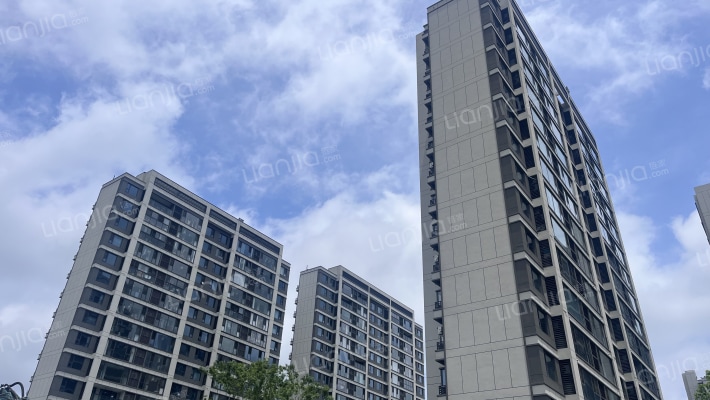 爱情云锦万象外景图