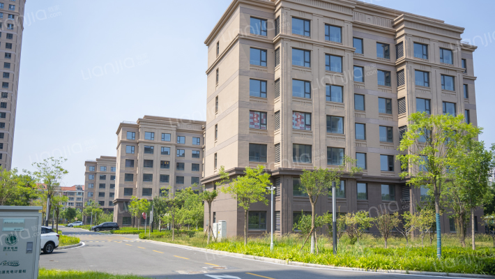 普和家园外景图