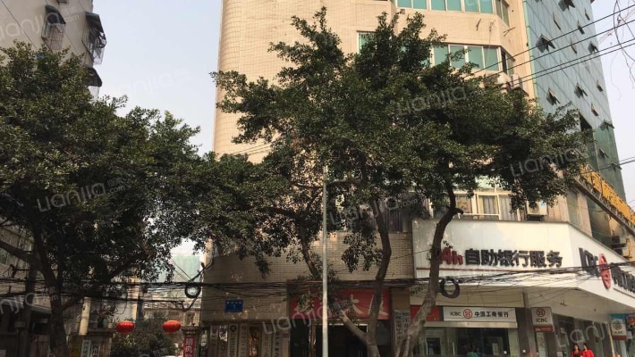 万宝大厦外景图