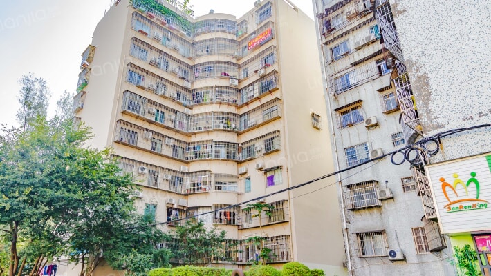 宏华花园外景图