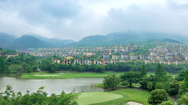 庆隆南山高尔夫国际社区钻石岛外景图