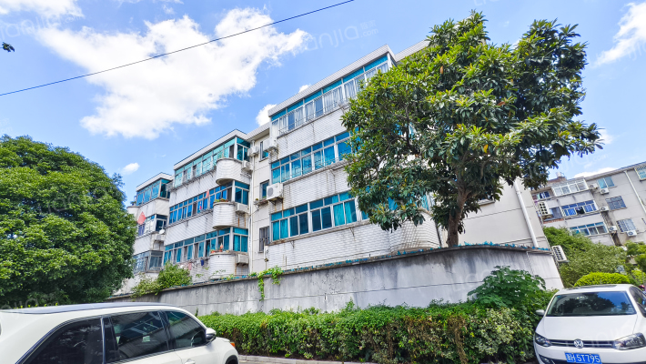 流虹路618号小区外景图