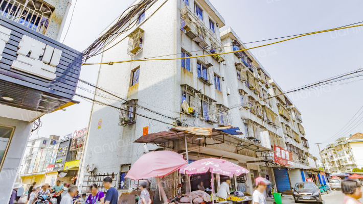 后施菜场外景图