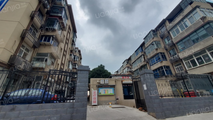 槐安西路制镜厂宿舍外景图