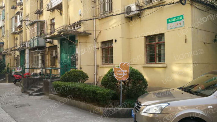 殷行路590弄外景图